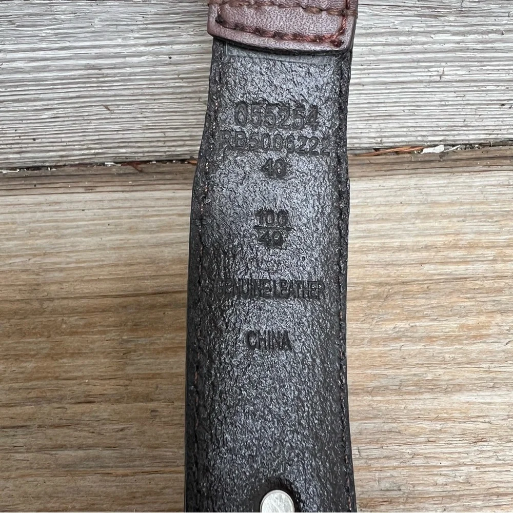 Genuine leather belt with silver metal Conchos. Size 40.